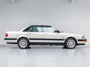 Audi V8 1990 года  (EU)